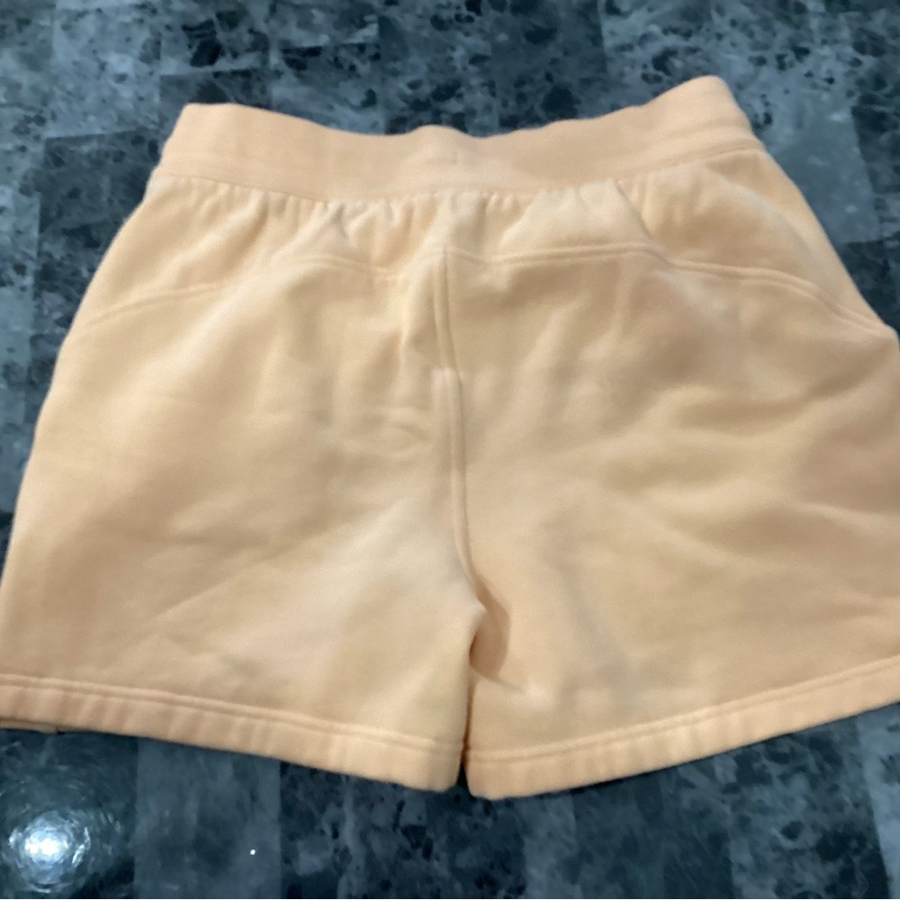Lululemon Peach Sweat Shorts size 8. - Picture 2 of 6